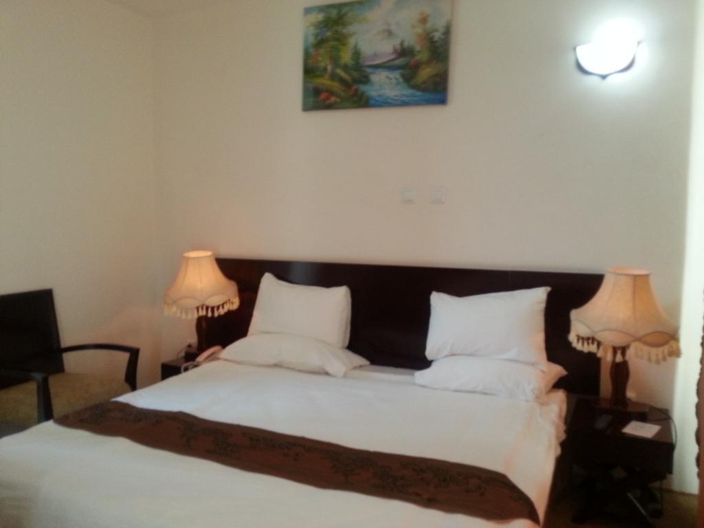 Ag Palace Hotel Αντίς Αμπέμπα Δωμάτιο φωτογραφία