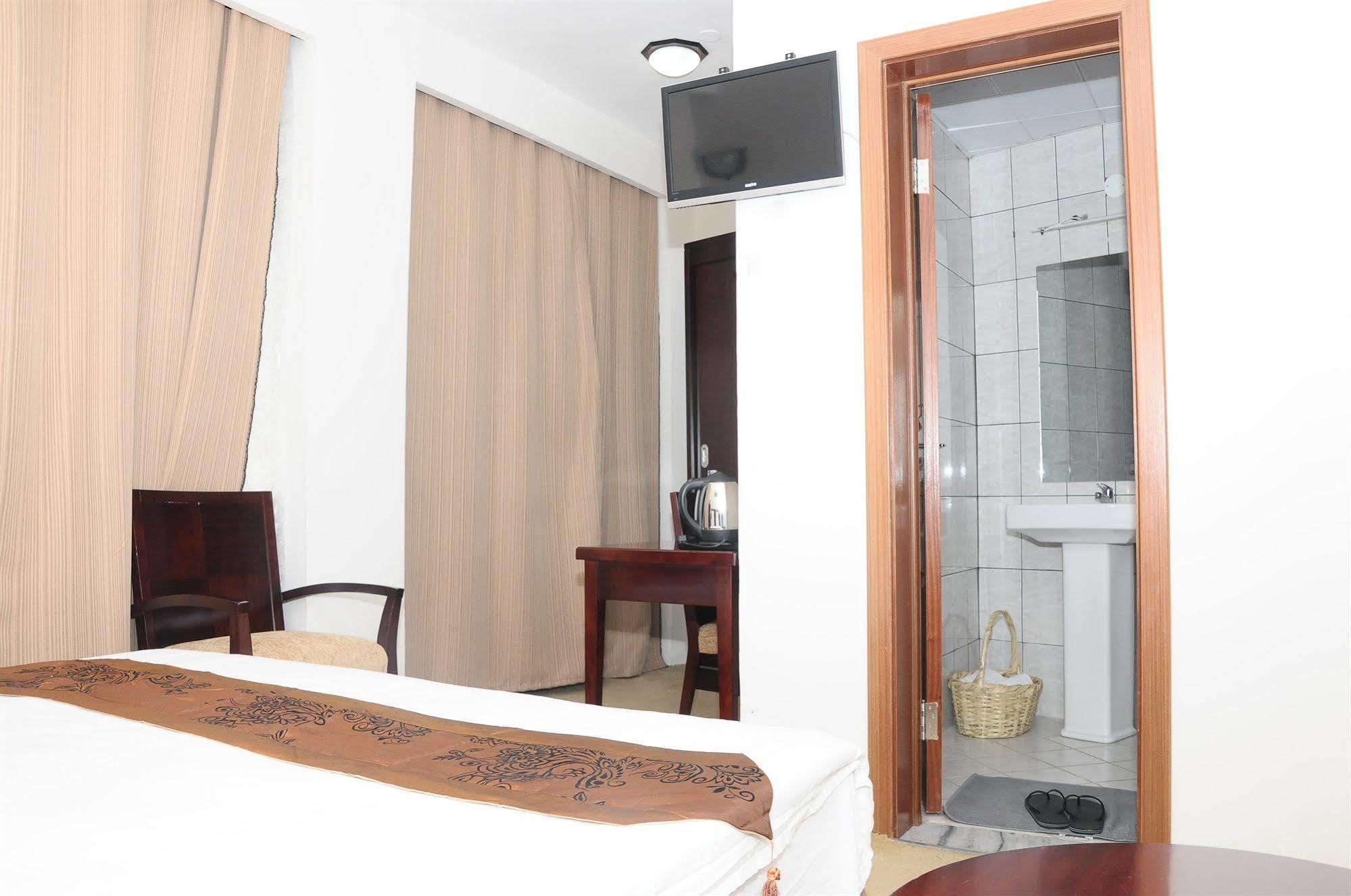Ag Palace Hotel Αντίς Αμπέμπα Εξωτερικό φωτογραφία